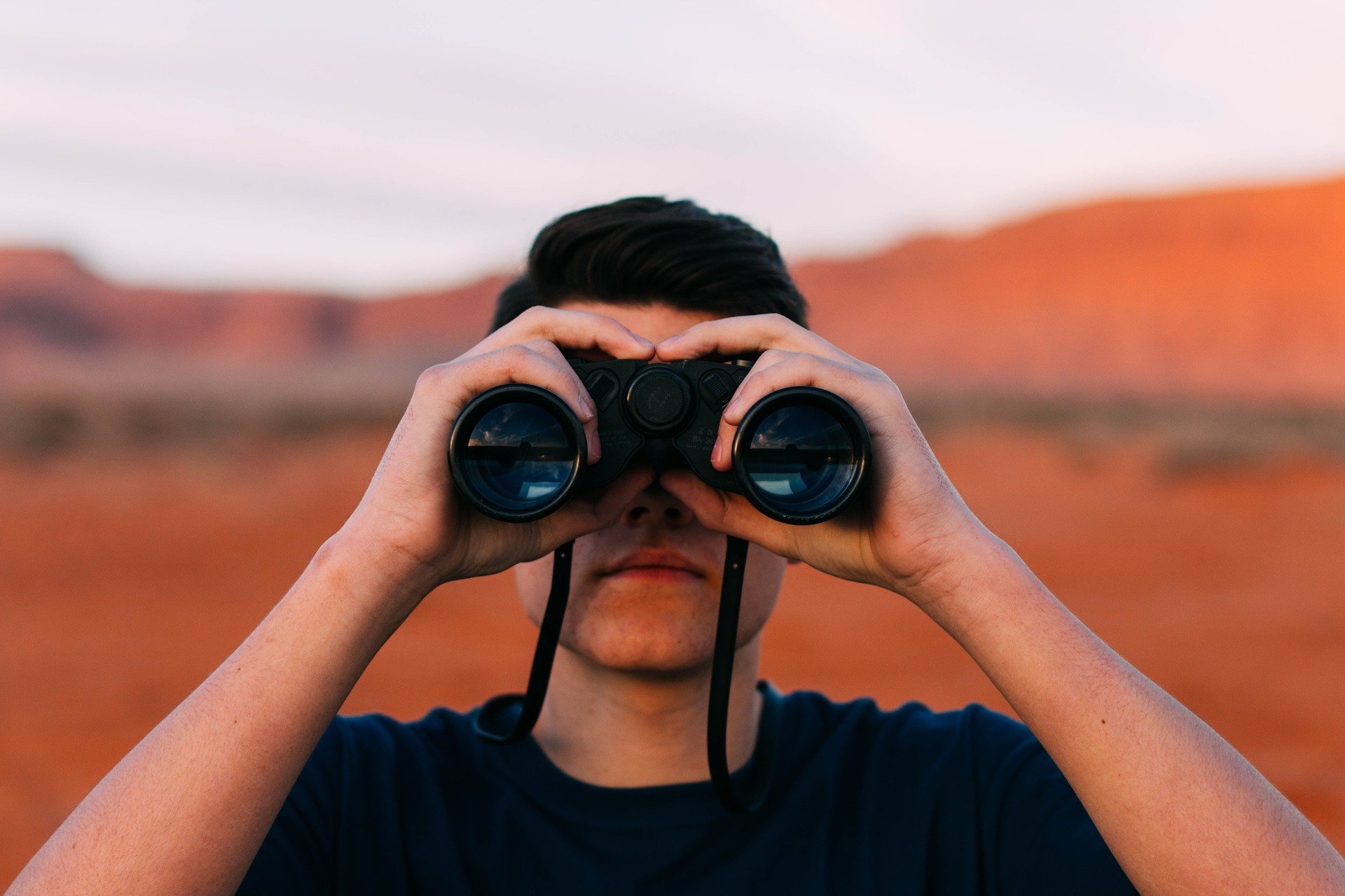 binoculars promessas